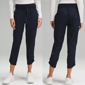 New Lululemon Dance Studio MS Crop Pants Size 0 MidRise Cinch Hem Navy Blue